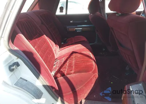 1989 Mercury Grand Marquis Ls z USA, uszkodzony, nr VIN 2MEBM75F6KX618462